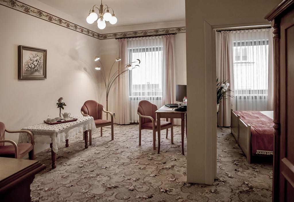 Palazzo Adler Bed and Breakfast Swarzędz Εξωτερικό φωτογραφία