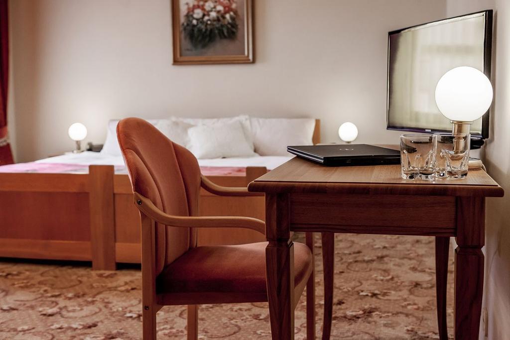 Palazzo Adler Bed and Breakfast Swarzędz Εξωτερικό φωτογραφία